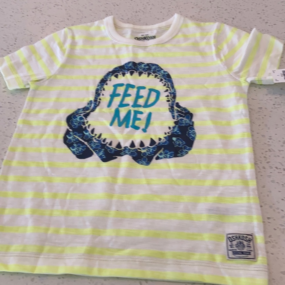 Short sleeve shirt